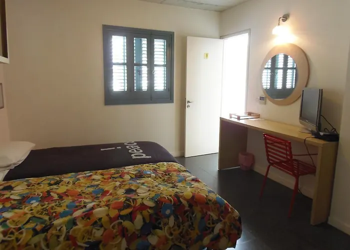 Oda ve Kahvaltı Resart Traditional 2*