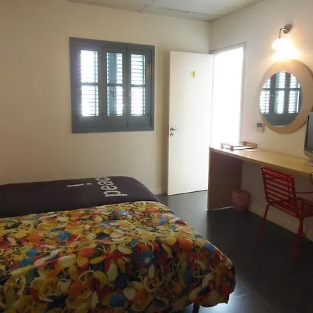 Bed & Breakfast Resart Traditional 2*