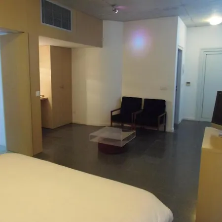 Resart Traditional לינה וארוחת בוקר 2*